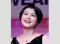 衝撃！藤原紀香のヘビ巻き付けショットにファンが魅了された理由