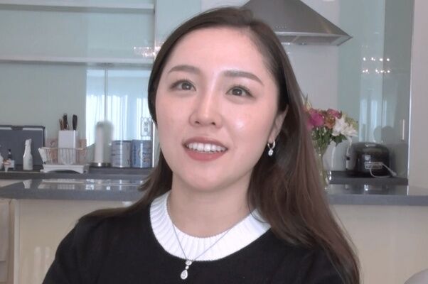 【芸能】1000万円のポルシェの新車を2回破壊も「怒られなかった」元アイドル石田杏奈の22歳年上夫の神対応にMEGUMIら驚き