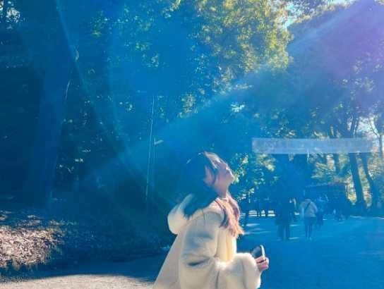 【芸能】”女神様だったんだ！！”益若つばさ、明治神宮での奇跡の写真にファン騒然「神様からのご褒美ですね」
