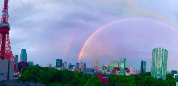【芸能】笑福亭鶴瓶、ダブルレインボーの写真で「きっと明日いい天気」ファンからエール続々