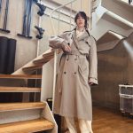 【芸能】のん、ネクタイ×トレンチコートの私服SHOTにファンうっとり「港町デート楽しめそう」「かわダンディ」