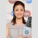 上戸彩が帰ってきた！「ドキドキ…」18年ぶりの始球式で盛り上がるソフトバンク