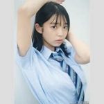 芸能界の新星、菊地姫奈の20歳記念写真集：新たな魅力と「俺のお尻」のメッセージ