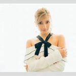 ローラの本名『佐藤えり』に秘められたストーリー