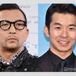 「パパうれしそう」中野英雄と仲野太賀が贈る親子のサシ飲み2ショット