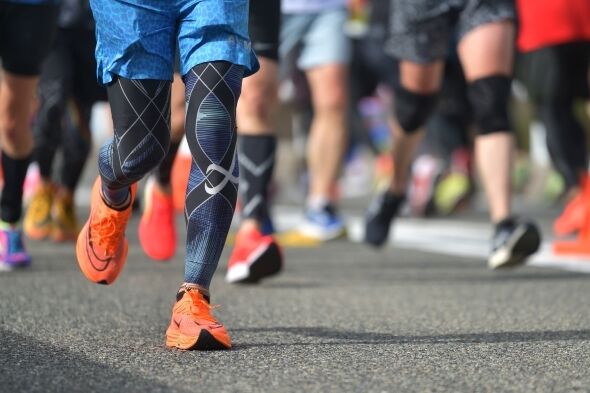 【社会】SNSで話題の「マラソン時に簡単にゴミを収納できるアイデア」をまねしてみたら……　目からウロコの結果に反響「今度やってみます」