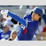 大谷翔平、オープン戦初出場！初打席で驚きのホームラン   菊池雄星のストレート