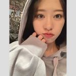 北川莉央ともに小田さくらにも処分が必要だと思う。事務所の重要な判断