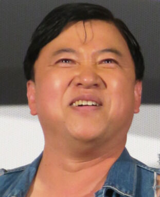 【芸能】スギちゃん「これ爆発寸前なんじゃないの？」モバイルバッテリー膨張で悲鳴