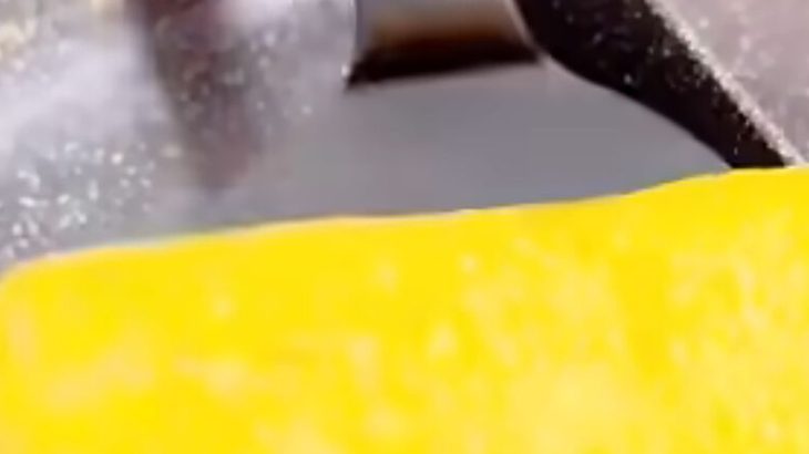 【社会】完成した卵焼きに“ひと工夫”すると……　あまりに“映え”な料理が110万再生　「綺麗すぎん？」「もはや料亭レベル」