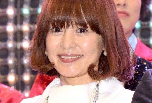 【芸能】さとう珠緒“ハイパーミニスカポリス”の衣装を披露「全然違和感ないね」「似合ってる」