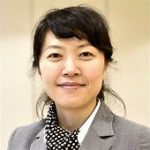 【芸能】妊娠発表41歳女性芸人、優先席マナー記したブログに賛否「座ってる健康な人、全員スマホに夢中で」「優先されて当然！という気持ちで…」