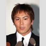 【芸能】ライオンに噛まれた人気芸人、ロケで熊に遭遇　恐怖映像に「危なかった」「怖い」の声