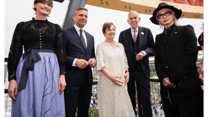 【芸能】HYDEがオーストリア大統領と大阪・関西万博で再会、ウィーン少年合唱団の歌声も堪能