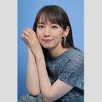 吉岡里帆のチャーミングな夏スタイルに注目！おへそが何とかわいい ファンの声が止まらない