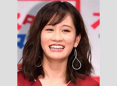 【芸能】前田敦子　9年ぶりAKB劇場でパフォーマンス！　パンツルックで笑顔　新劇場にも「凄い凄～い」　20周年記念シングルに参加