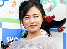 小島瑠璃子、金髪リフレッシュ＆夏を感じるタンクトップ姿
