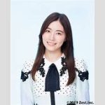 松井珠理奈、艶やかなビキニ姿にファン熱狂！2万いいね超えの理由は？