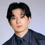 新田真剣佑、逆三角形ボディで『マッシュル』実写映画化に挑む！