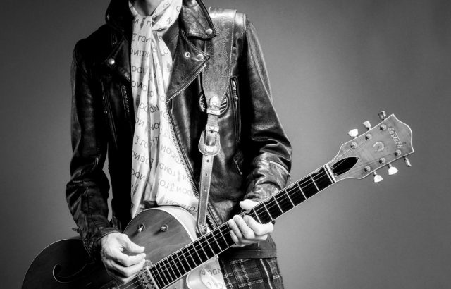 【芸能】成田昭次、初の自叙伝を刊行　男闘呼組活動休止、逮捕、引退、復活の軌跡を赤裸々に…　現在も岡本、高橋、前田とバンド活動