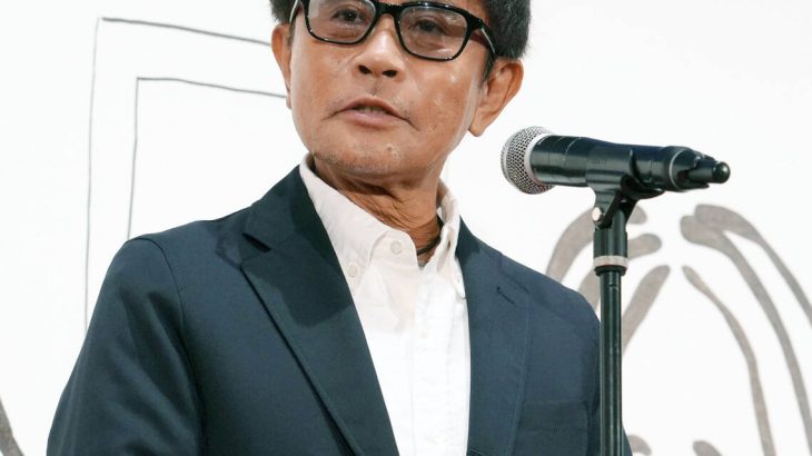 【芸能】ダウンタウン浜田雅功の初個展、入札可能作品も　画家スタイルで登壇した浜田「ええ感じ」とご満悦