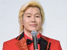 【芸能】カズレーザー、自販機のゴミ箱がパンパン…　その上に置く人にピシャリ「入らなかったら、持って帰れよ！」