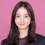 佐々木希、37歳に見えない美しさ！JK制服姿にファン絶賛  ハロウィンで仮装