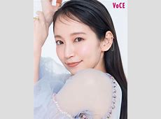 吉岡里帆のサイン中の姿にSNSが注目！「なんてビジュだ」美しさの秘訣とは？