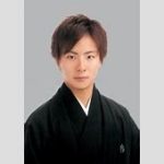 酒酔いの歌舞伎役者、中村鶴松容疑者の奇行  ドアを壊した