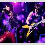 【芸能】B’z 新曲「Heaven Knows」TVアニメ「名探偵コナン」30周年を飾る新オープニングテーマに決定!!