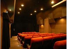 ハリウッド大作が朝1に上映ｗｗｗ日本映画がカオス過ぎ  シネコンの異常事態