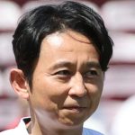【芸能】有吉弘行「足元悪いのに行ってきたよ選挙」  そんな自分へのご褒美も紹介