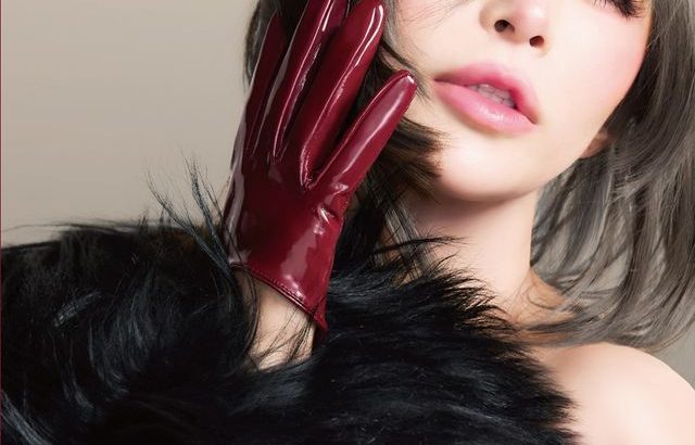 【芸能】浜崎あゆみ　女性ソロアーティスト歴代1位の記録を自己更新　DVDランキング1位