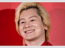 【芸能】カズレーザー、日本の“高いところから食べ物をばらまく伝統行事”に疑問…「モラル的にどうなの？」「食べ物が遊びに使われる」