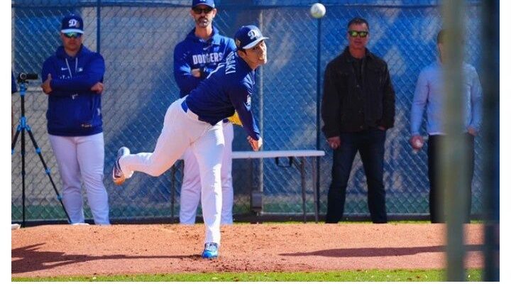 【MLB】佐々木朗希　新魔球・ジャイロスライダーを披露！　ロバーツ監督も称賛「グッド」　先発ローテ入りへ高評価「非常に評価できる」