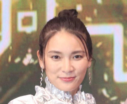 【芸能】秋元才加「やっぱり戦争反対って言い続けなくてはいけない」